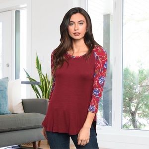 NWT Women’s red floral raglan blouse top